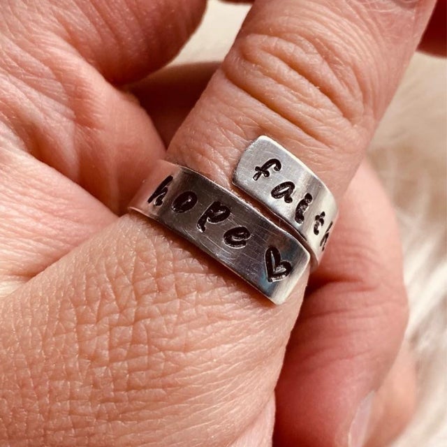 D&b jewelry clearance